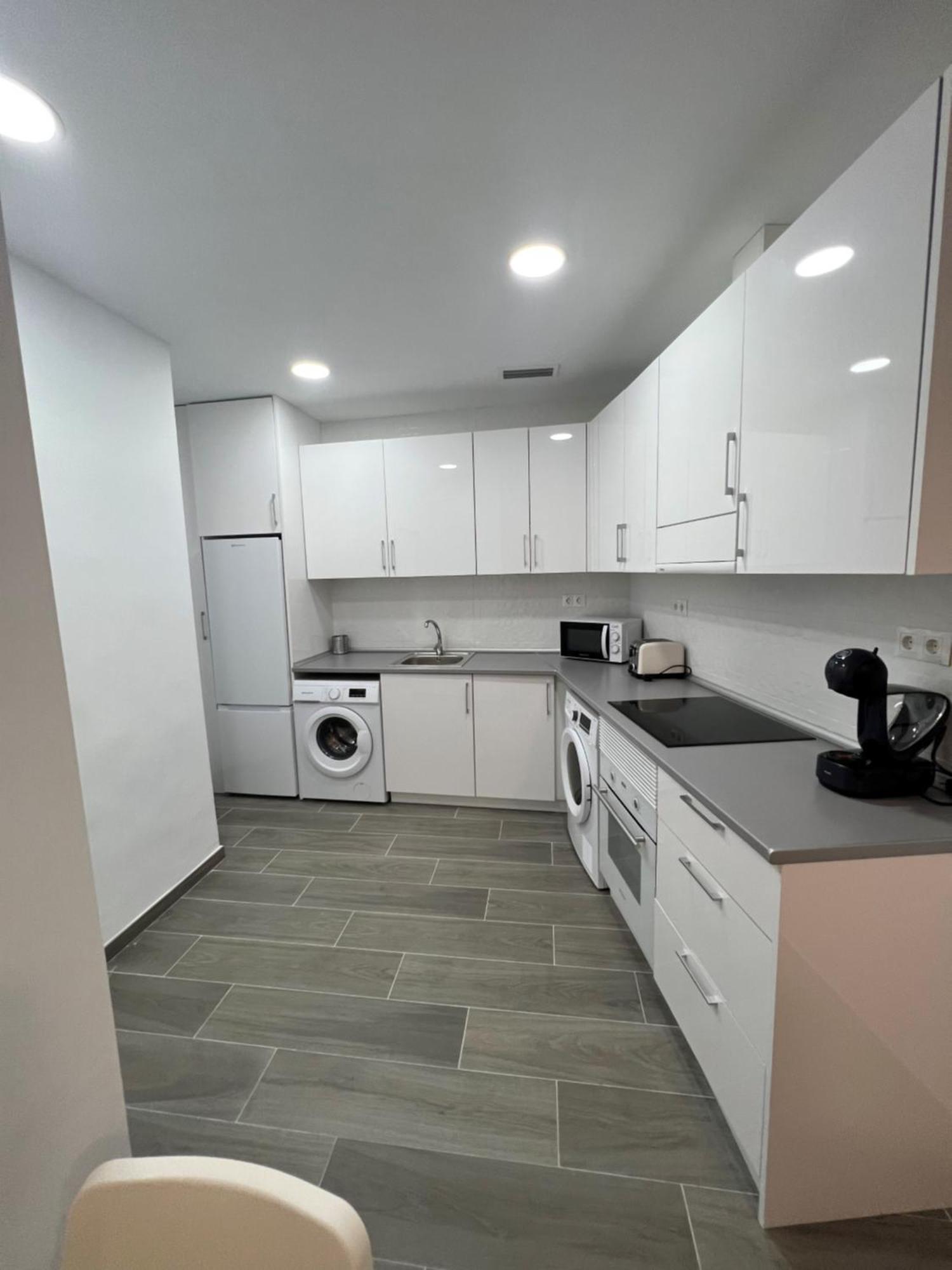 Apartamentos Montalvo Metropolis B Torremolinos Luaran gambar